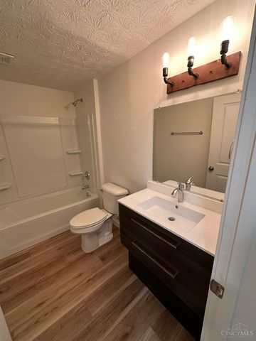 4310 Wuebold Ln, Union Twp, OH 45245