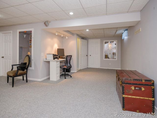 27836 Manchester Circle, Paw Paw, MI 49079