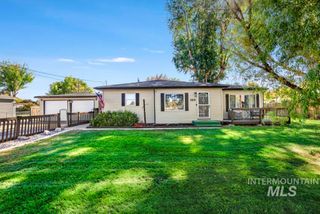 329 Falls Avenue W, Twin Falls, ID 83301