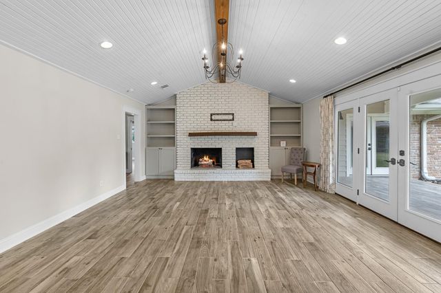 10211 Candlewood Drive, Houston, TX 77042