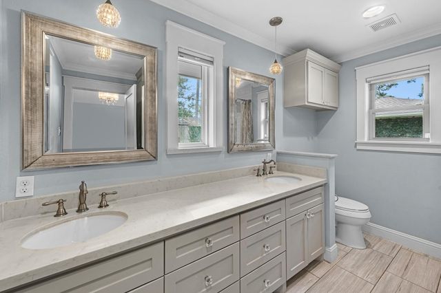 10211 Candlewood Drive, Houston, TX 77042