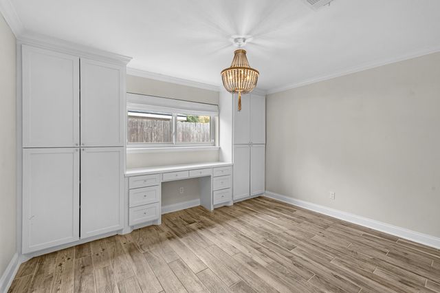 10211 Candlewood Drive, Houston, TX 77042