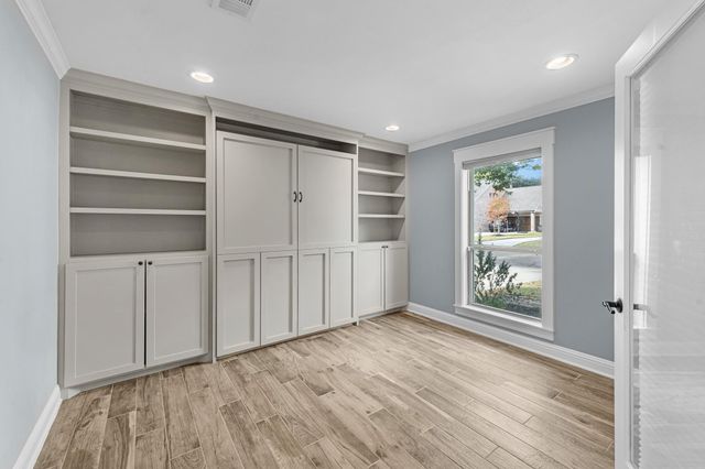 10211 Candlewood Drive, Houston, TX 77042