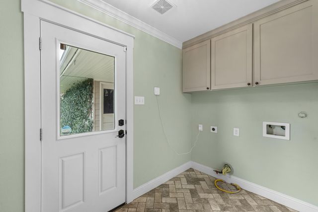 10211 Candlewood Drive, Houston, TX 77042