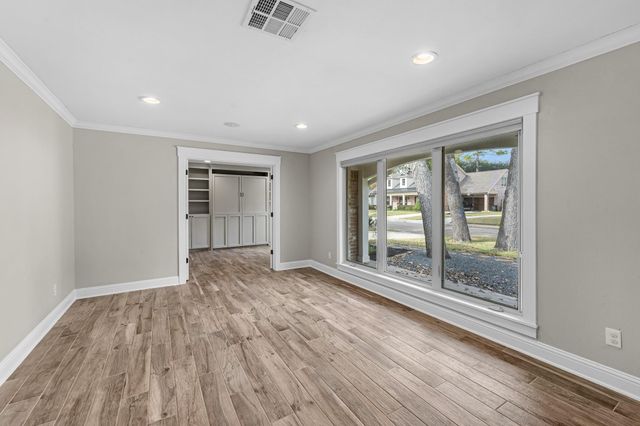 10211 Candlewood Drive, Houston, TX 77042