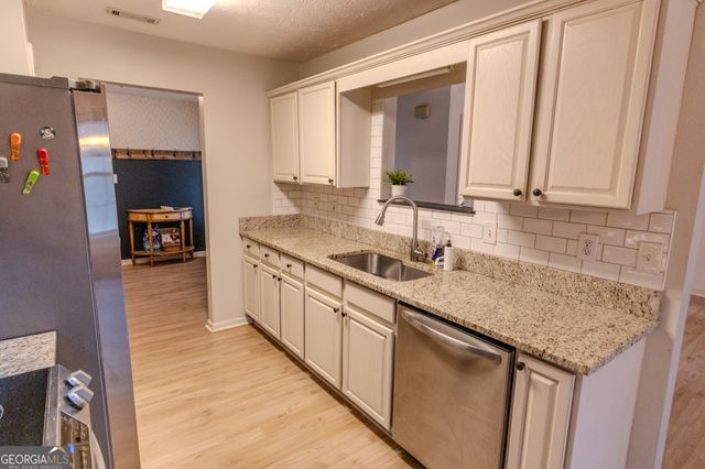 20 Saddlebrook Way, Senoia, GA 30276