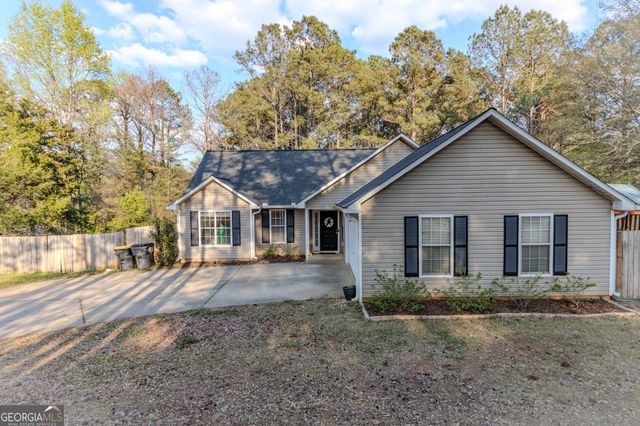20 Saddlebrook Way, Senoia, GA 30276