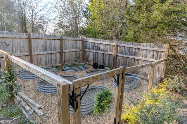 20 Saddlebrook Way, Senoia, GA 30276