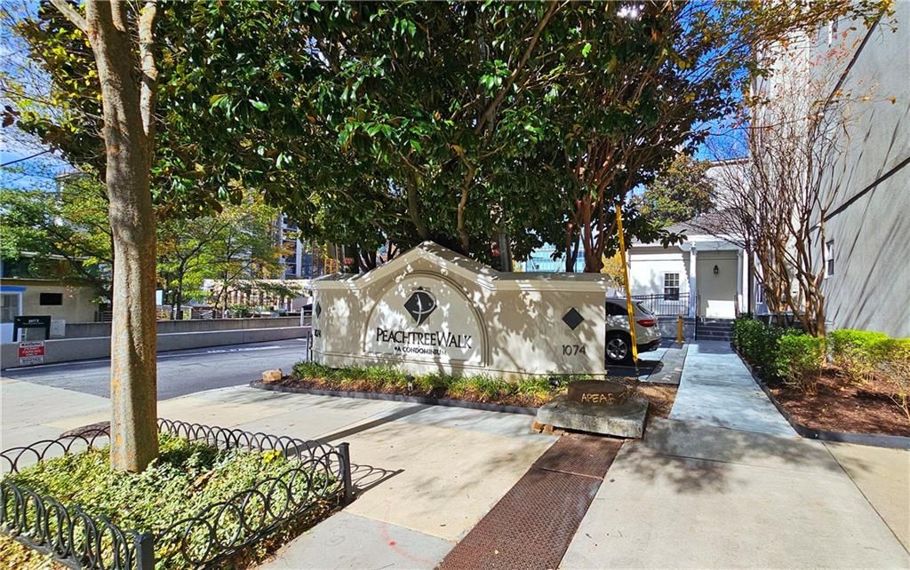 1074 Peachtree NE Walk B 216, Atlanta, GA 30309