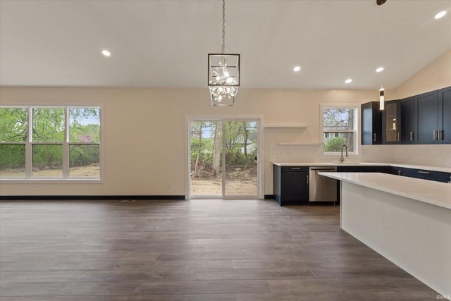 2411 Wildflower Cove, Mishawaka, IN 46545