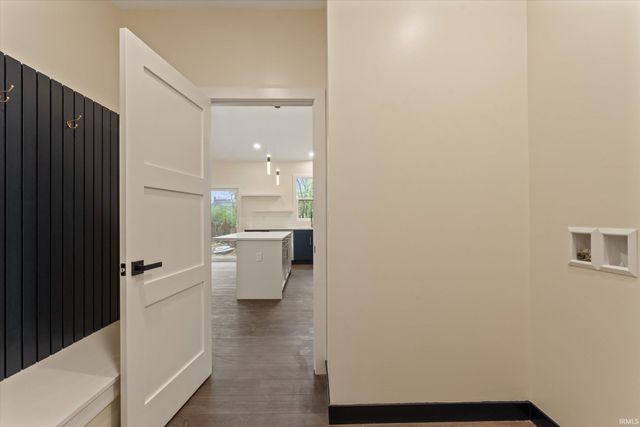 2411 Wildflower Cove, Mishawaka, IN 46545