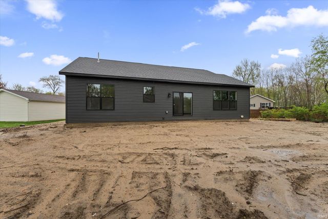 2411 Wildflower Cove, Mishawaka, IN 46545