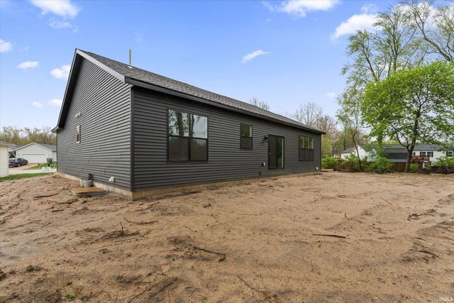 2411 Wildflower Cove, Mishawaka, IN 46545