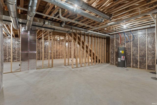 2411 Wildflower Cove, Mishawaka, IN 46545