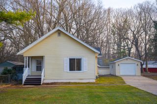 1407 Kenwood Avenue, Keene Twp, MI 48809