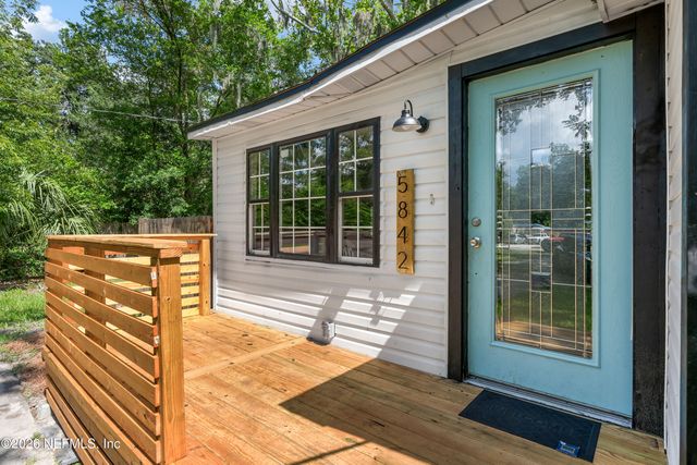 5842 PICKETTVILLE Road, Jacksonville, FL 32254