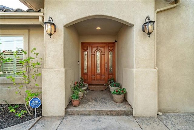 1960 Elevado Road, Vista, CA 92084