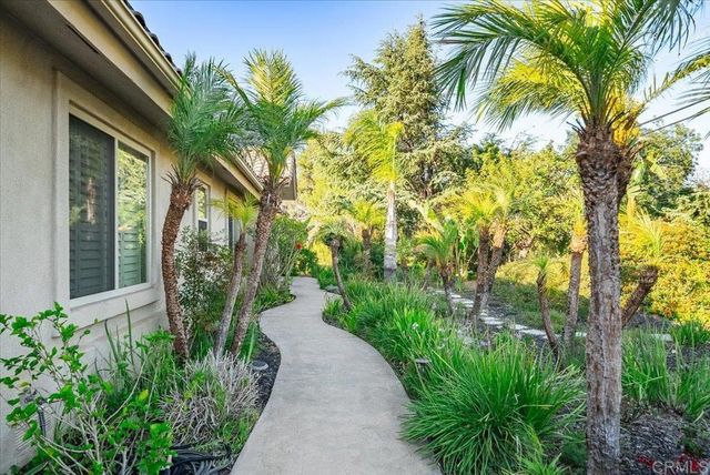 1960 Elevado Road, Vista, CA 92084