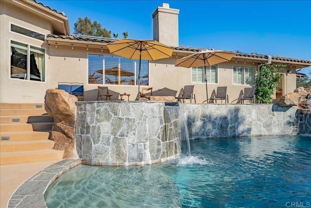 1960 Elevado Road, Vista, CA 92084