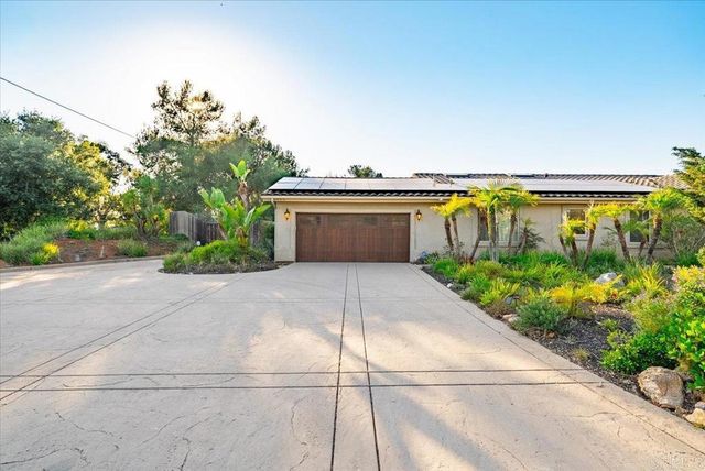 1960 Elevado Road, Vista, CA 92084
