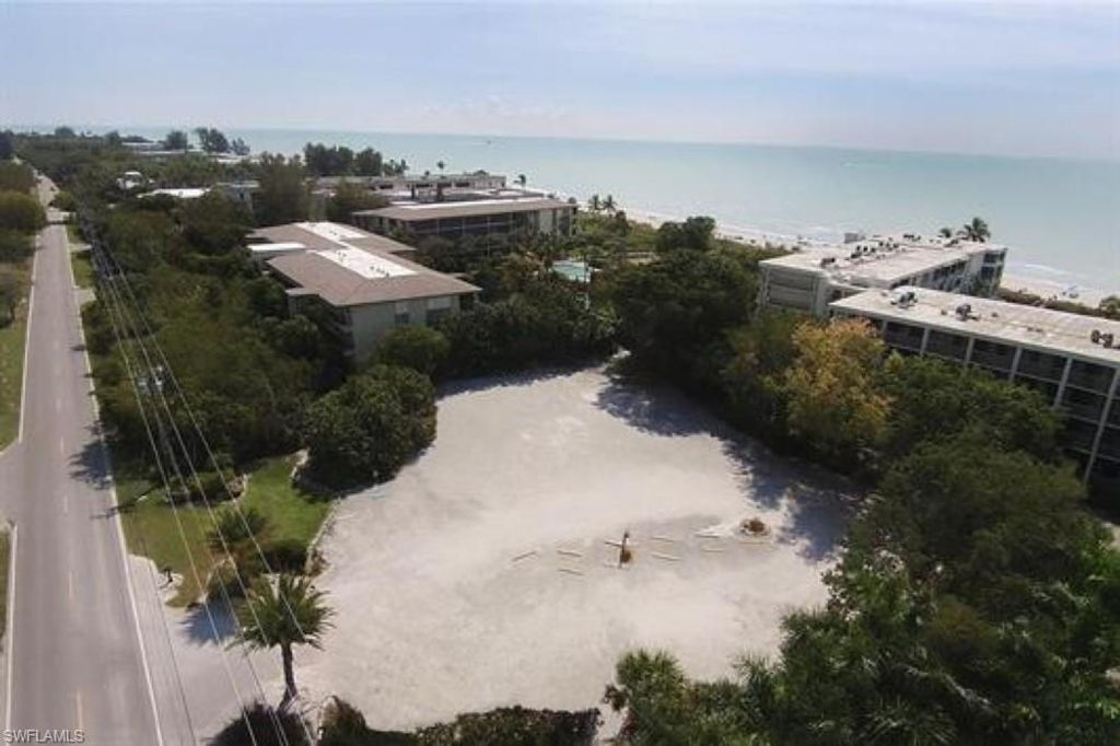 2761 W Gulf DR, SANIBEL, FL 33957 — photo 2
