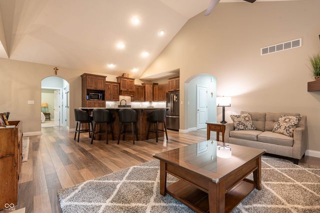 5107 N Weathers Court, Bloomington, IN 47404