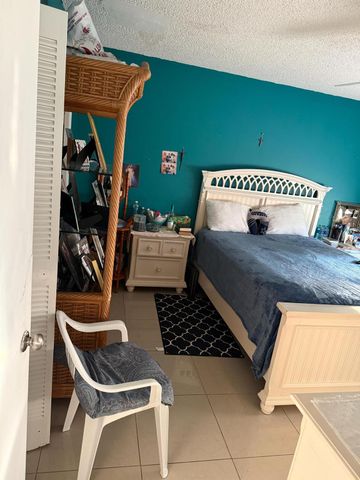 130 Lake Meryl Drive 126, West Palm Beach, FL 33411