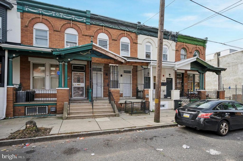 1228 W HILTON ST, Philadelphia, PA 19140