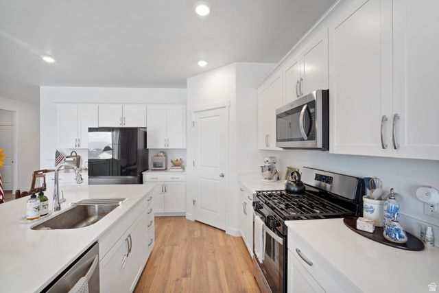 3677 S MINERAL GROVE DR, Magna, UT 84044