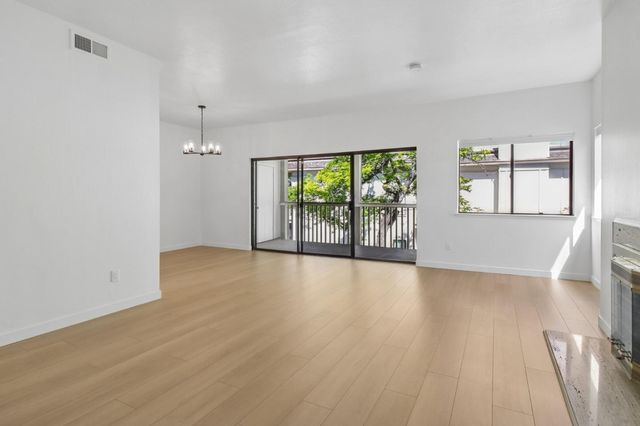1322 Woodside Road, Redwood City, CA 94061