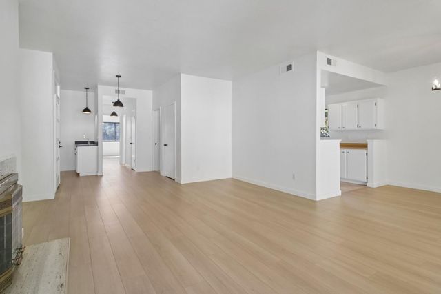1322 Woodside Road, Redwood City, CA 94061