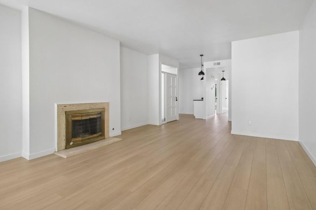 1322 Woodside Road, Redwood City, CA 94061