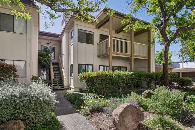 1322 Woodside Road, Redwood City, CA 94061
