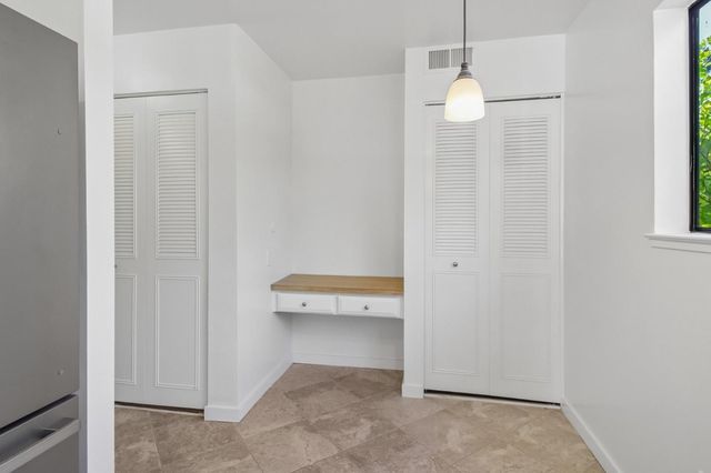 1322 Woodside Road, Redwood City, CA 94061