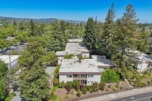 1322 Woodside Road, Redwood City, CA 94061