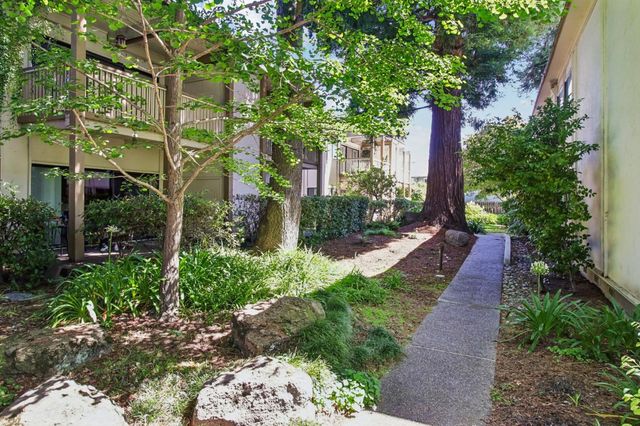 1322 Woodside Road, Redwood City, CA 94061