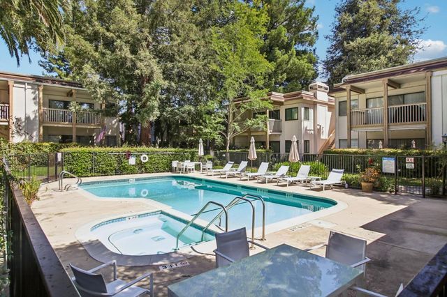 1322 Woodside Road, Redwood City, CA 94061