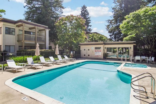 1322 Woodside Road, Redwood City, CA 94061