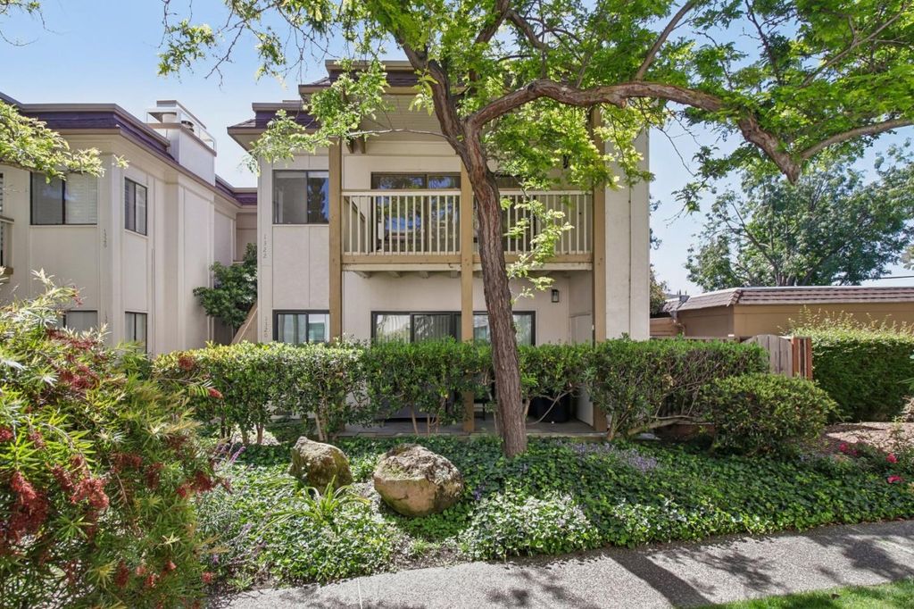 1322 Woodside Road, Redwood City, CA 94061