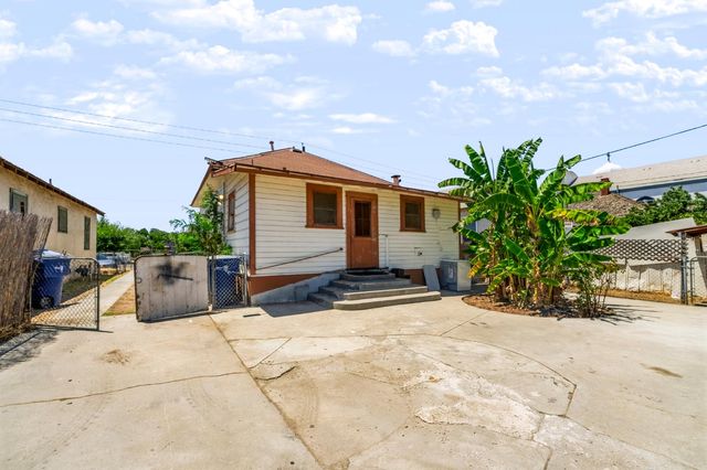 236 E Street, Fresno, CA 93706