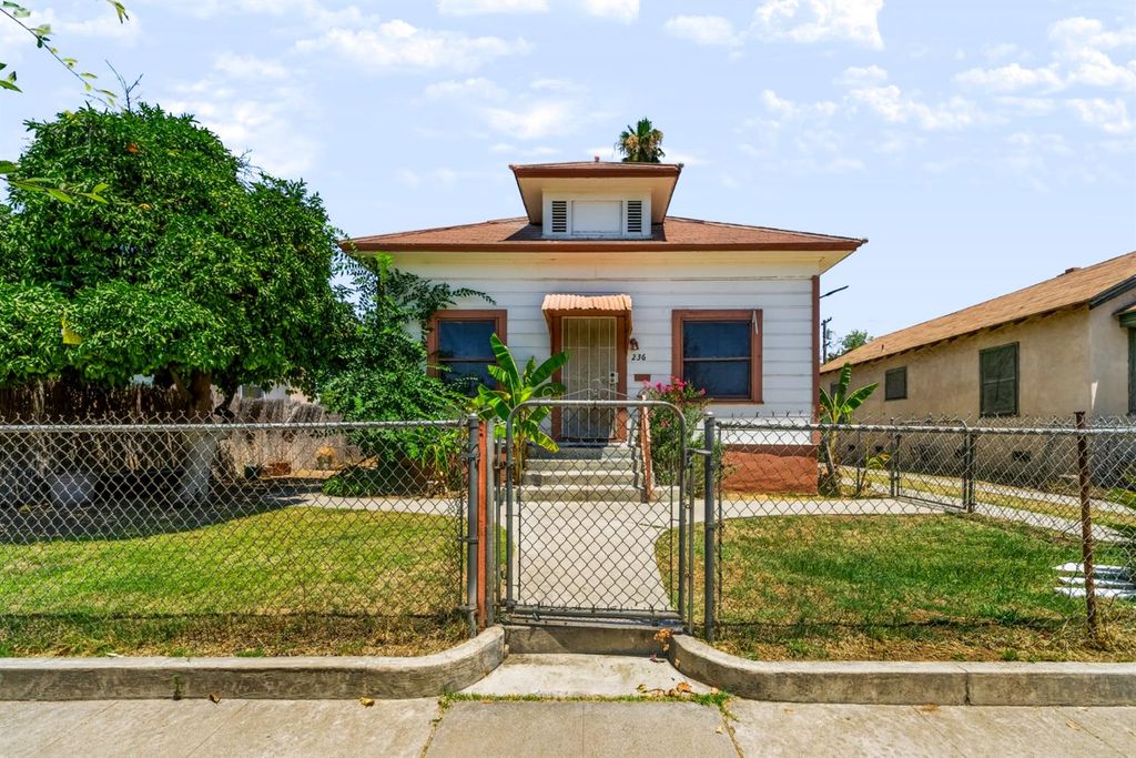 236 E Street, Fresno, CA 93706