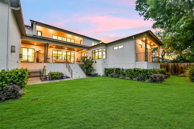 5015 S Braeswood Boulevard, Houston, TX 77096