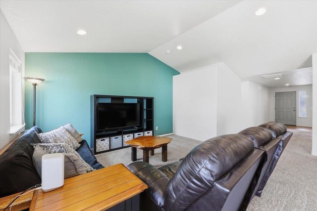 8810 W 8th Ave, Spokane, WA 99224