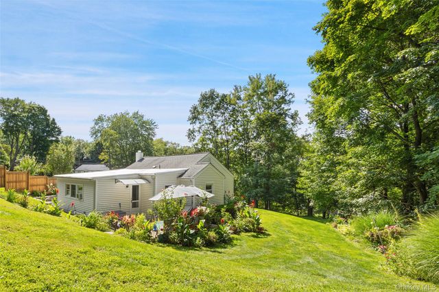 1 Mountain View Road, Cortlandt Manor, NY 10567