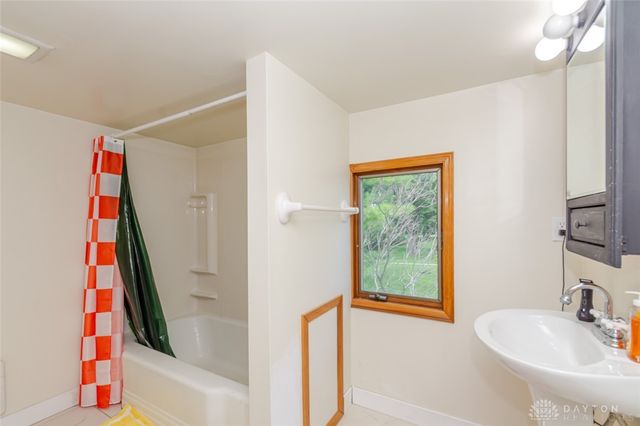 7010 Troy-Frederick Road, Tipp City, OH 45371