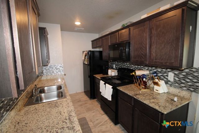 539 Lost Trail A, Copperas Cove, TX 76522