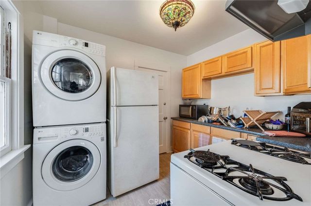 926 928 Newport, Long Beach, CA 90804