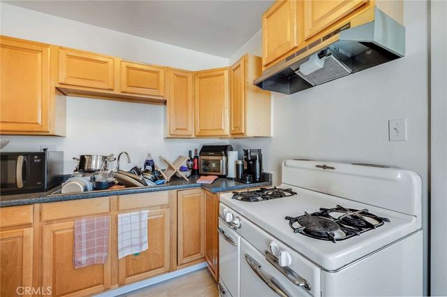 926 928 Newport, Long Beach, CA 90804