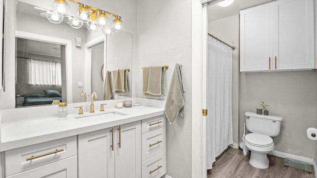 732 E Lexington Avenue 11, El Cajon, CA 92020