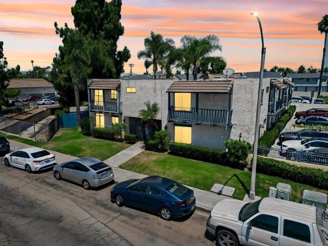732 E Lexington Avenue 11, El Cajon, CA 92020